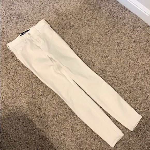 White jeans - Picture 1 of 4